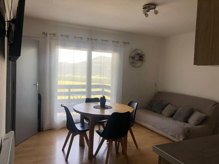 Appartement Avec Vue Sur Le Lac De Matemale Les Angles  Exterior foto